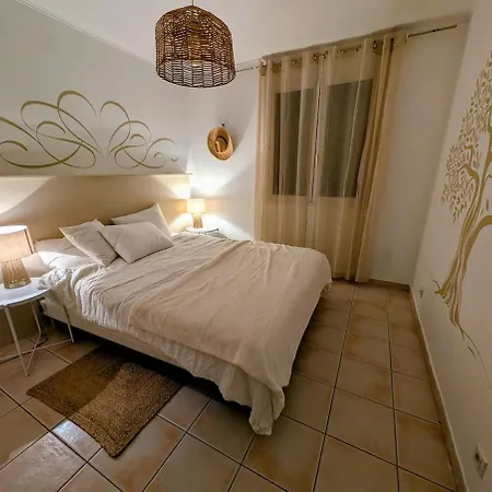 Detached House In A Quiet Location With A Pool Vila