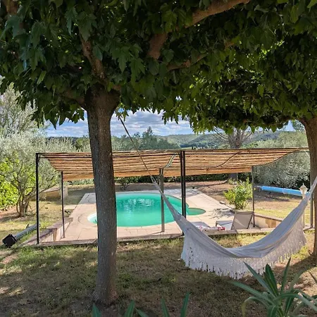 Vila Detached House In A Quiet Location With A Pool Connaux